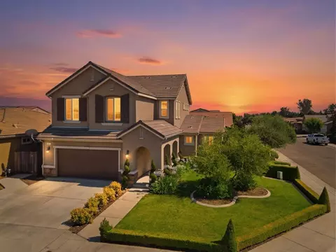 Exterior - 3408 Sussex Ave, Clovis, CA 93619 photo 11 of 11
