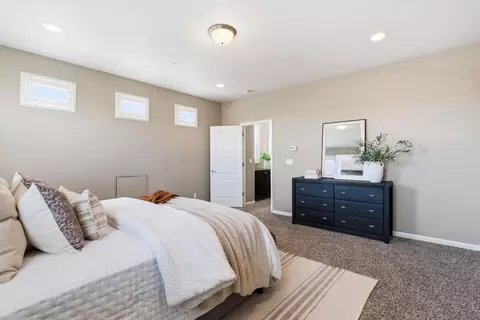 Bedroom - 3408 Sussex Ave, Clovis, CA 93619 photo 4 of 8