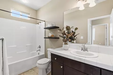Bath - 3408 Sussex Ave, Clovis, CA 93619 photo 5 of 5