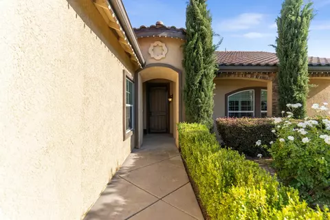 Entry Way - 2208 Mesa, Clovis, CA 93611 photo 1 of 2