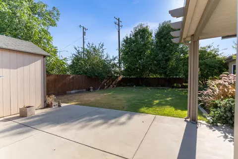 Exterior - 2208 Mesa, Clovis, CA 93611 photo 8 of 8