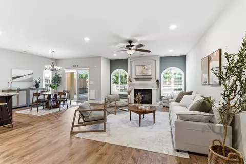 Living - 2208 Mesa, Clovis, CA 93611 photo 2 of 3