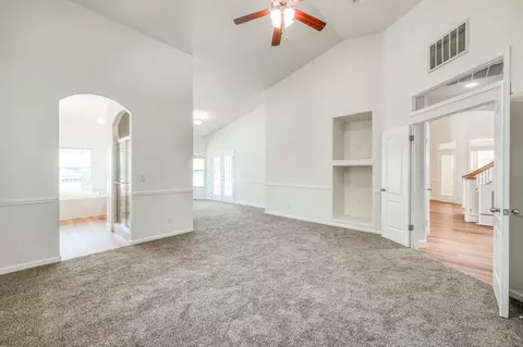 Living - 377 Moody Ave, Clovis, CA 93619 photo 7 of 7