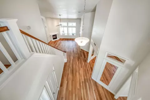 Entry Way - 377 Moody Ave, Clovis, CA 93619 photo 3 of 4