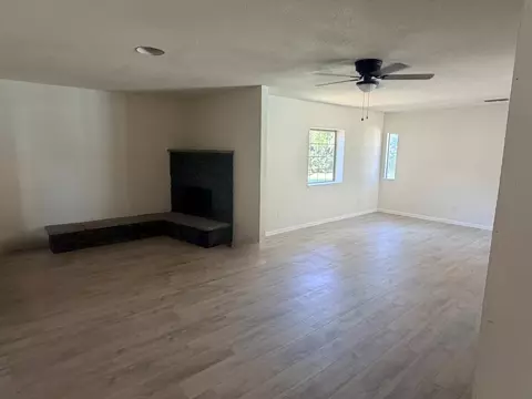 435 S Armstrong, Fresno, CA 93727