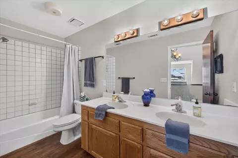 Bath - 17549 Road 36 12, Madera, CA 93636 photo 1 of 4