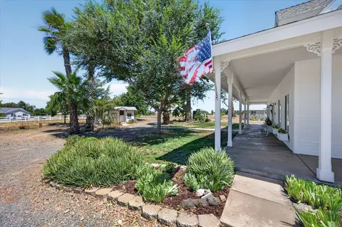 Exterior - 17549 Road 36 12, Madera, CA 93636 photo 5 of 6