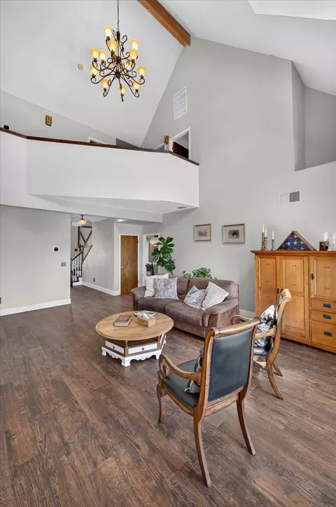 Living - 17549 Road 36 12, Madera, CA 93636 photo 2 of 2