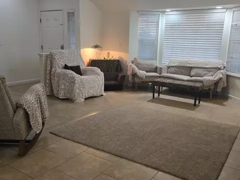 Living - 19691 Del Mar Rd, Madera, CA 93638 photo 1 of 3