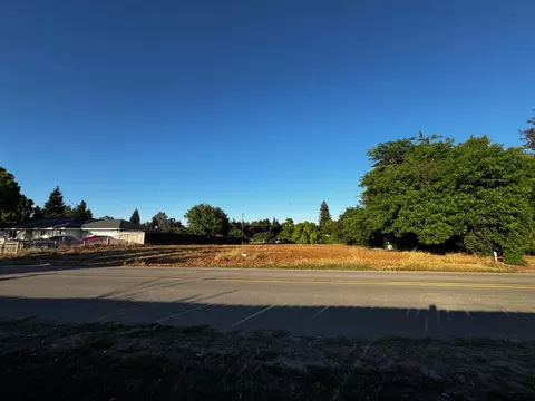 17855 Lane Dr, Madera, CA 93638 photo 5