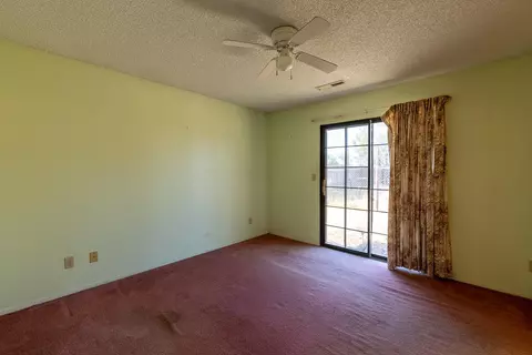 Bedroom - 25199 Avenue 18, Madera, CA 93638 photo 3 of 3
