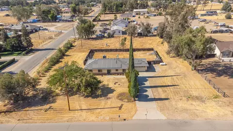 View/Area - 25199 Avenue 18, Madera, CA 93638 photo 3 of 5