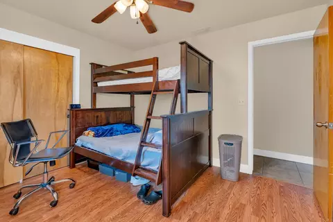 Bedroom - 16448 Monreal Rd, Madera, CA 93636 photo 5 of 7