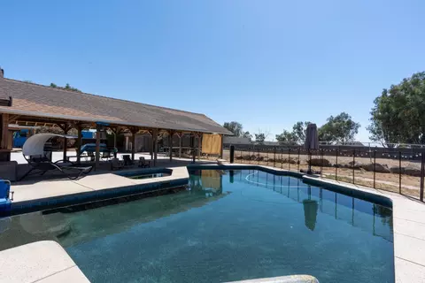 Exterior - 16448 Monreal Rd, Madera, CA 93636 photo 25 of 35