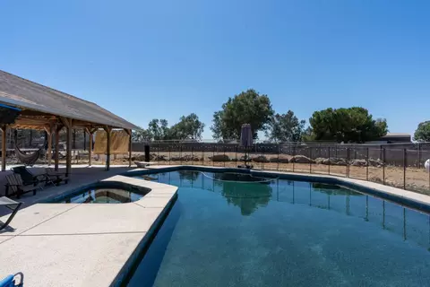 Exterior - 16448 Monreal Rd, Madera, CA 93636 photo 23 of 35