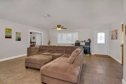 Living - 16448 Monreal Rd, Madera, CA 93636 photo 6 of 6