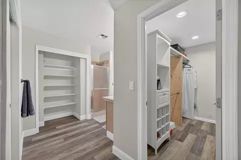 Entry Way - 11839 E Ashlan Ave, Sanger, CA 93657 photo 2 of 3