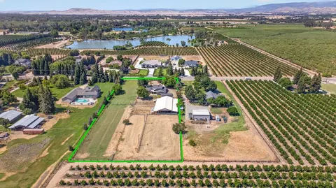 View/Area - 11839 E Ashlan Ave, Sanger, CA 93657 photo 2 of 5