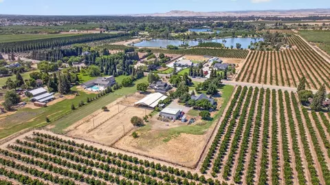 View/Area - 11839 E Ashlan Ave, Sanger, CA 93657 photo 4 of 5