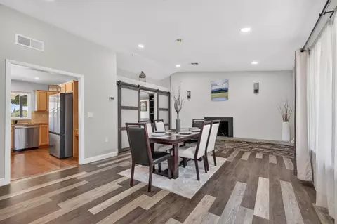 Dining - 11839 E Ashlan Ave, Sanger, CA 93657 photo 1 of 2