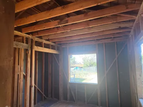 23 E Strother Ave, Fresno, CA 93706 photo 6