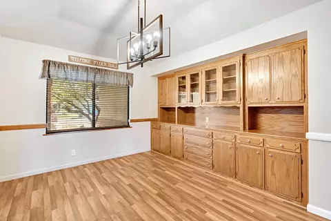 Dining - 1661 E Fallbrook Ave, Fresno, CA 93720 photo 1 of 2