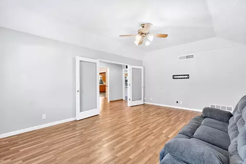 Living - 1661 E Fallbrook Ave, Fresno, CA 93720 photo 2 of 5