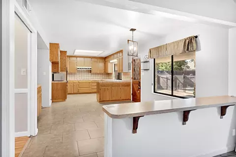 Kitchen - 1661 E Fallbrook Ave, Fresno, CA 93720 photo 1 of 7