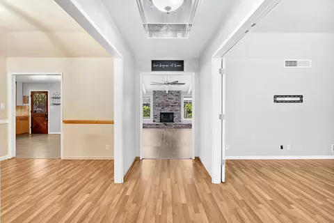 Entry Way - 1661 E Fallbrook Ave, Fresno, CA 93720 photo 2 of 3