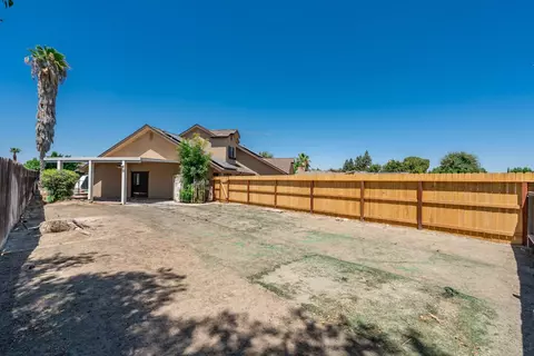 Exterior - 1335 Ramona Ave, Clovis, CA 93612 photo 9 of 11
