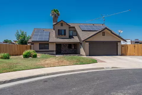 Exterior - 1335 Ramona Ave, Clovis, CA 93612 photo 10 of 11
