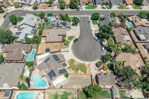 View/Area - 1335 Ramona Ave, Clovis, CA 93612 photo 6 of 8