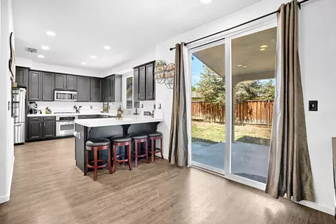 967 Papaya St, Madera, CA 93638 photo 9