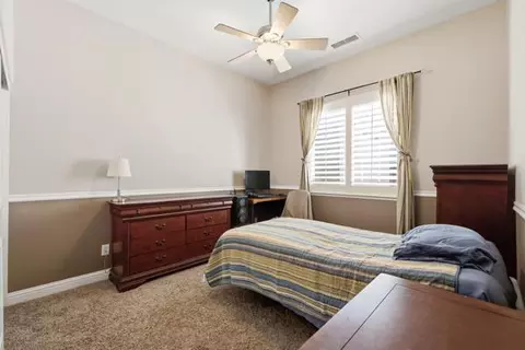 Bedroom - 1697 N Jasmine Ave, Clovis, CA 93619 photo 2 of 5