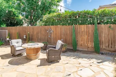 Exterior - 1697 N Jasmine Ave, Clovis, CA 93619 photo 7 of 13