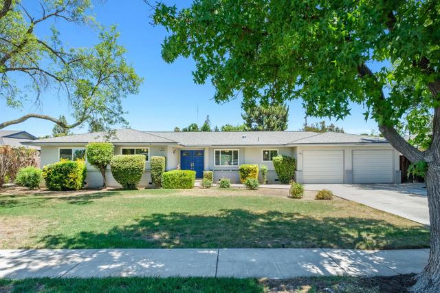 654 W Celeste, Fresno, CA 93704