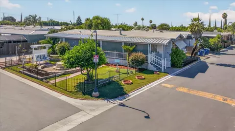 2373 S Chestnut Ave #67, Fresno, CA 93725