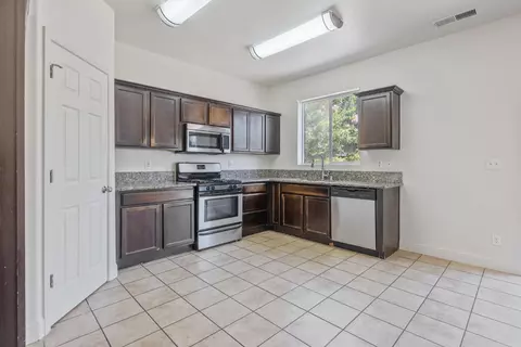 2964 Hannah Ave, Sanger, CA 93657 photo 21