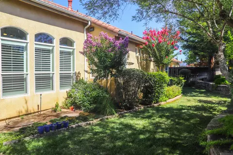 1813 N Ryan Ave, Clovis, CA 93619 photo 37