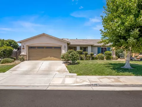 5215 E Hoxie Ave, Fresno, CA 93725