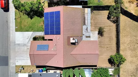 View/Area - 1035 La Perla Ln, Madera, CA 93638 photo 4 of 7