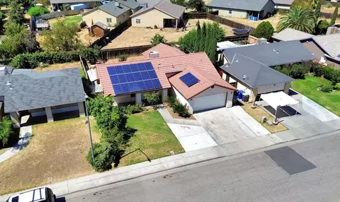 View/Area - 1035 La Perla Ln, Madera, CA 93638 photo 7 of 7