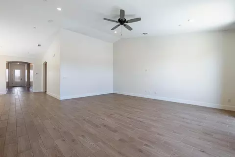 7153 E Harvard Ave, Fresno, CA 93737 photo 7