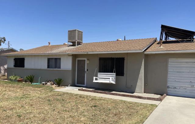 430 N 430 Alice St, Dinuba, CA 93618