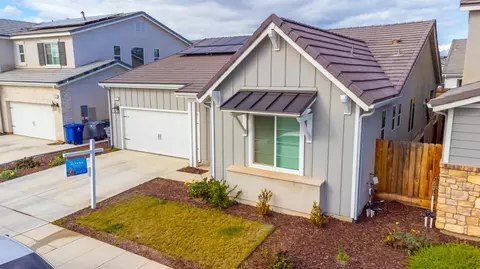 4177 Beverly Ave, Clovis, CA 93619 photo 1