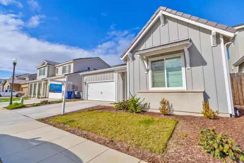 4177 Beverly Ave, Clovis, CA 93619 photo 8