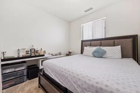 Bedroom - 6552 E Huffman Ave, Fresno, CA 93727 photo 4 of 5