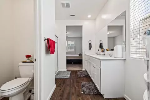 Entry Way - 6552 E Huffman Ave, Fresno, CA 93727 photo 7 of 7