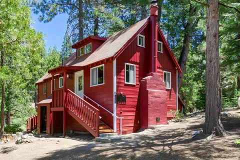 41233 Rock Rd, Shaver Lake, CA 93664
