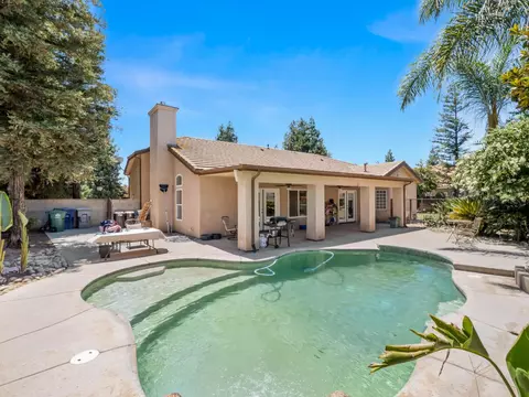 3055 Glenville Ave, Madera, CA 93637 photo 4